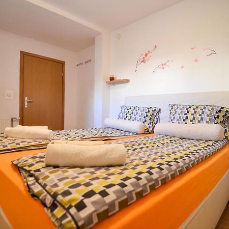 Blacksmith Apartment + Free Private Parking Sarajevo Exterior photo