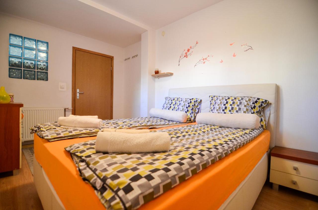 Blacksmith Apartment + Free Private Parking Sarajevo Exterior photo